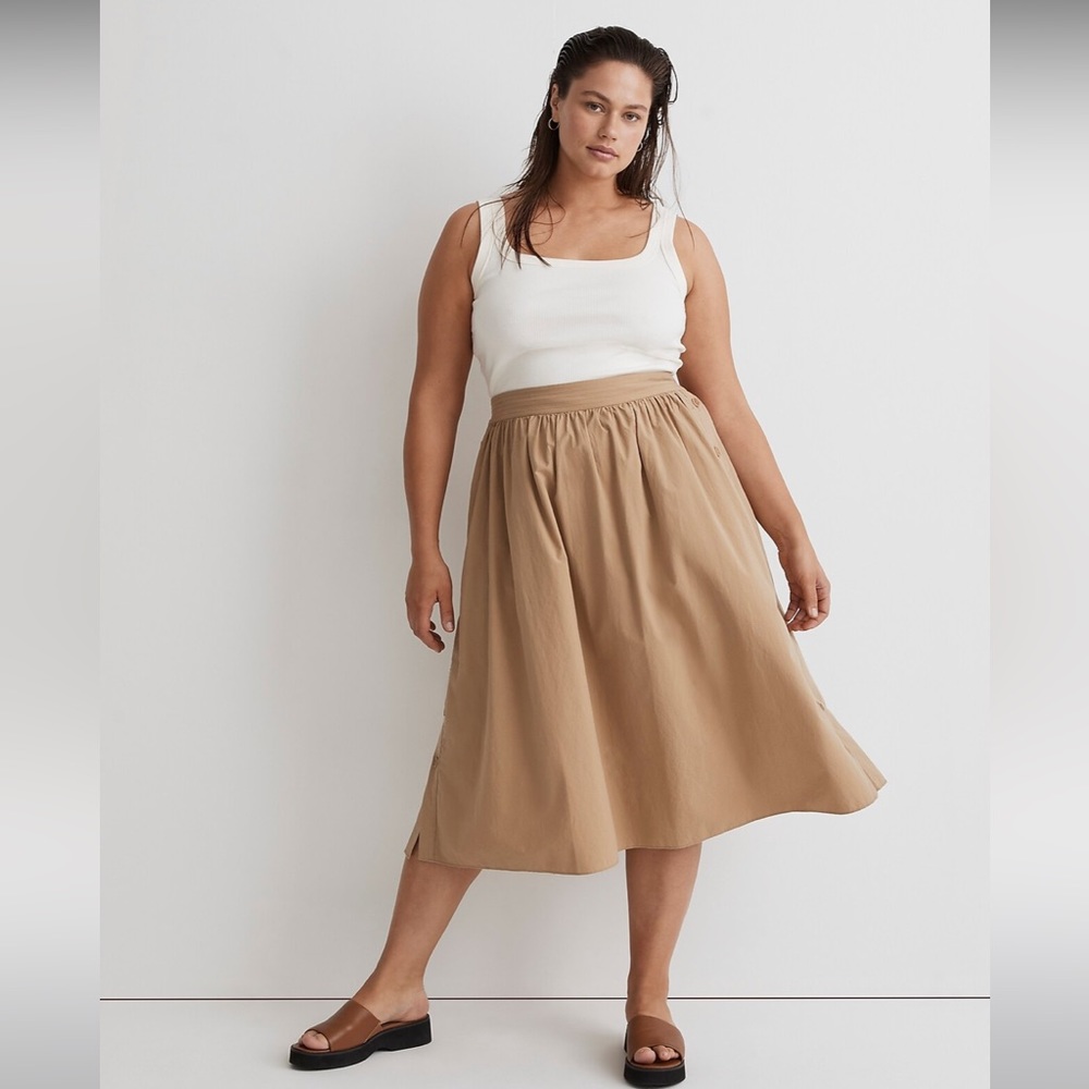 NWOT Madewell Plus Signature Poplin Side-Button Midi Skirt - 2X - Tan